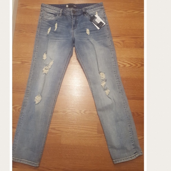 Kut from the Kloth Denim - 🍍BUNDLE ITEM🍍Kut Boyfriend Distressed Jeans.Sz.8